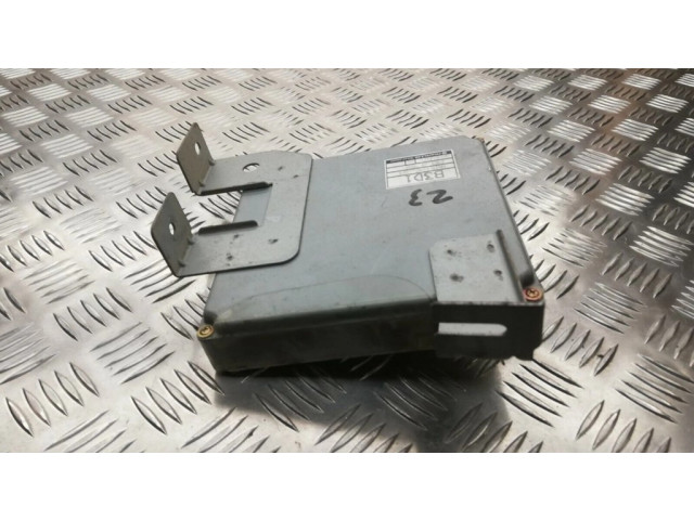 Řídící jednotka B3D118881C Mazda 121 1992