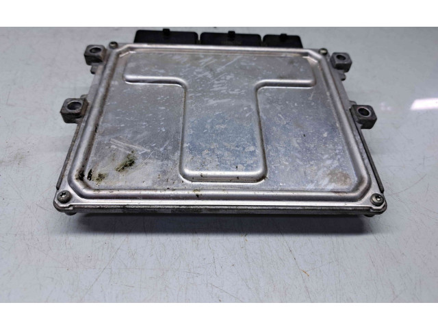 Řídící jednotka 237103353, 237103353 Renault Clio IV 1998