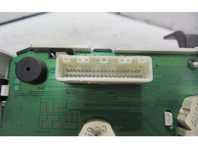 Přístrojová deska Nissan Micra BC63E