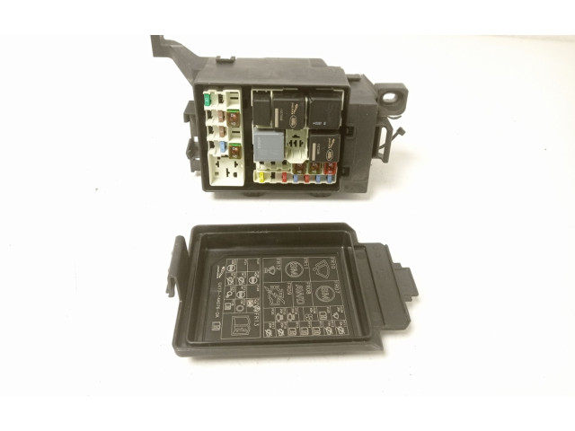 Блок предохранителей GX7314A076DA Jaguar XE