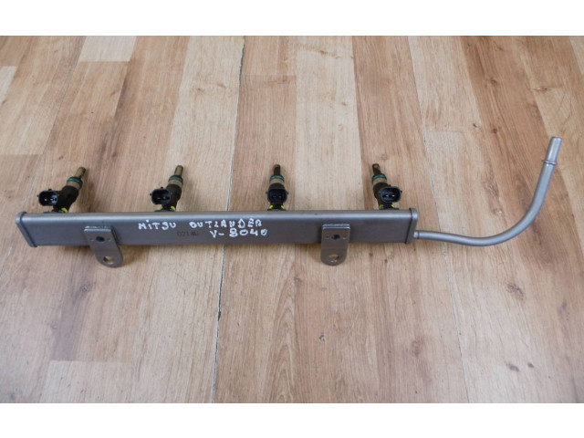 Топливная рампа 1465A412 Mitsubishi Outlander