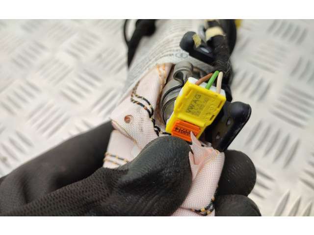 Подушка безопасности в сиденье 5E0880242A Skoda Octavia Mk3 (5E)