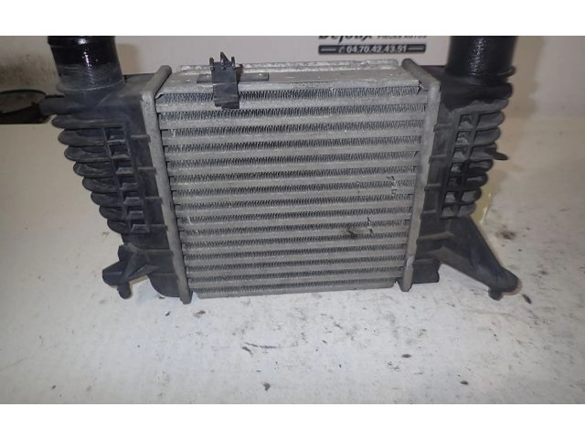 Интеркулер  8200471888   Renault Clio III 