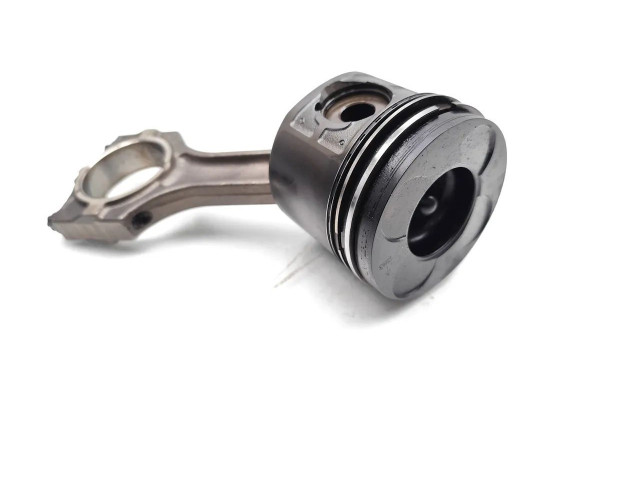  Поршень с шатуном 204D3 204D3  Land Rover Freelander  