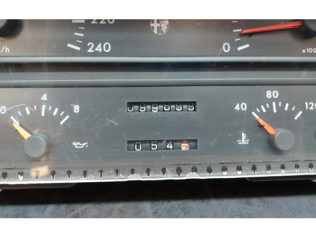 Přístrojová deska Alfa Romeo 164