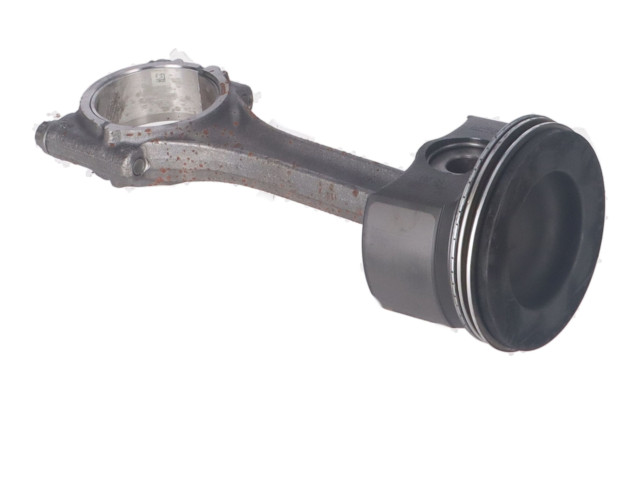 Поршень Шатун  05L105401K  Volkswagen PASSAT B8  