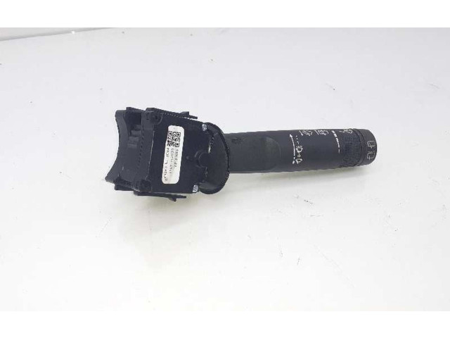 Ручка стеклоочистителей 13305522, 00970210511 Opel Meriva A