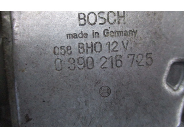 Моторчик заднего дворника     Renault 25