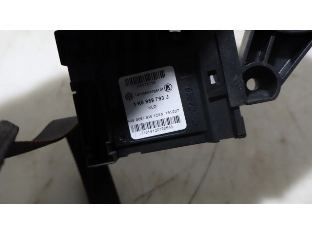 Масляный насос Skoda Octavia Mk2 (1Z)