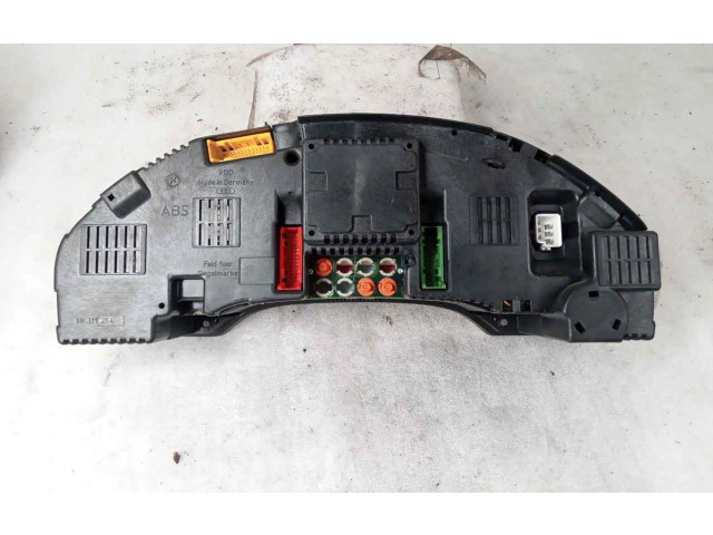 Панель приборов 4D0919033F   Audi A8 S8 D2 4D       