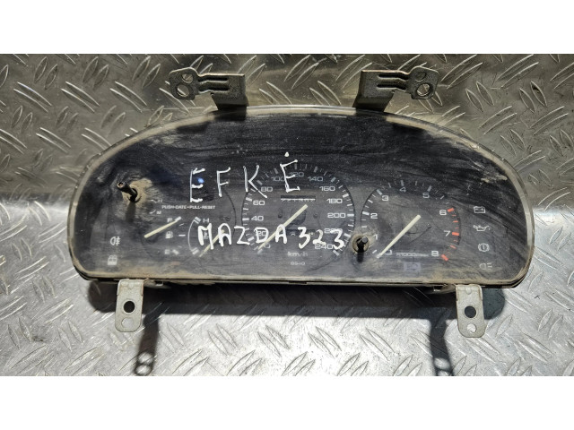Панель приборов 769809783 Mazda 323 F