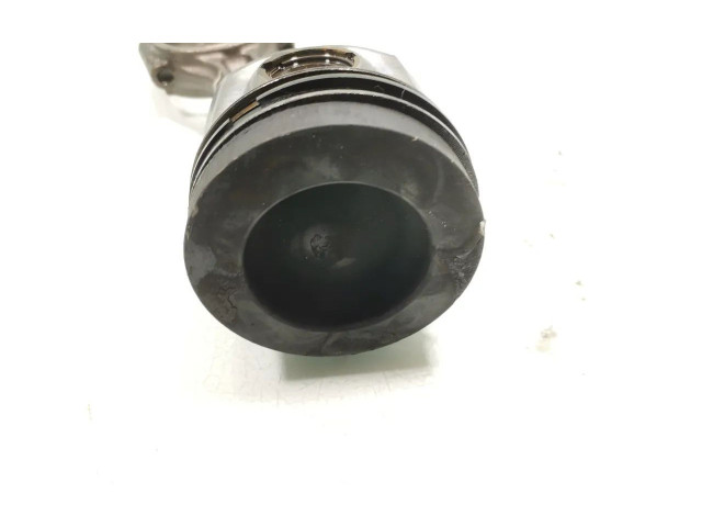 Поршень с шатуном Volkswagen Golf VII