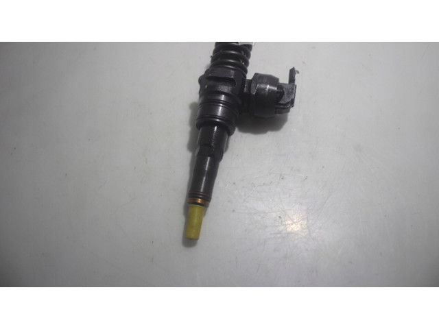 Форсунка 0414720215 Skoda Octavia Mk2 (1Z)