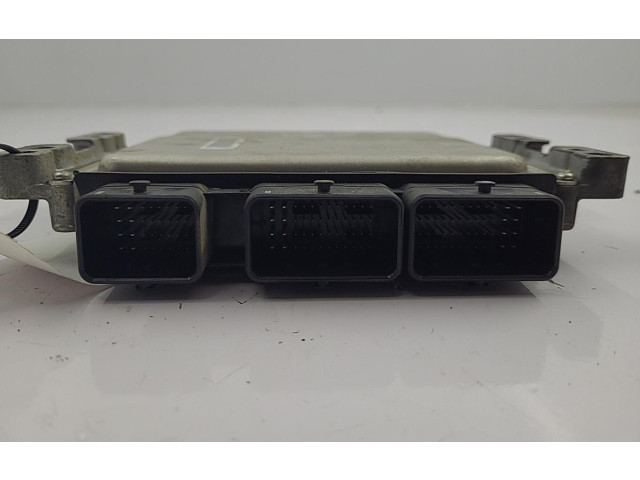 Блок управления двигателя 237104331R   Renault Twingo II