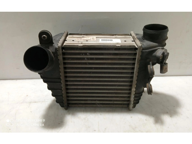 Интеркулер 1J0145803F Audi A3 S3 8L