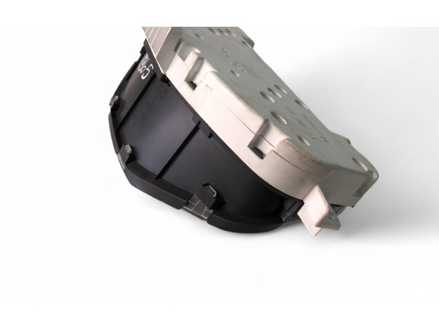 Přístrojová deska  Volvo S40 2011 31296228  