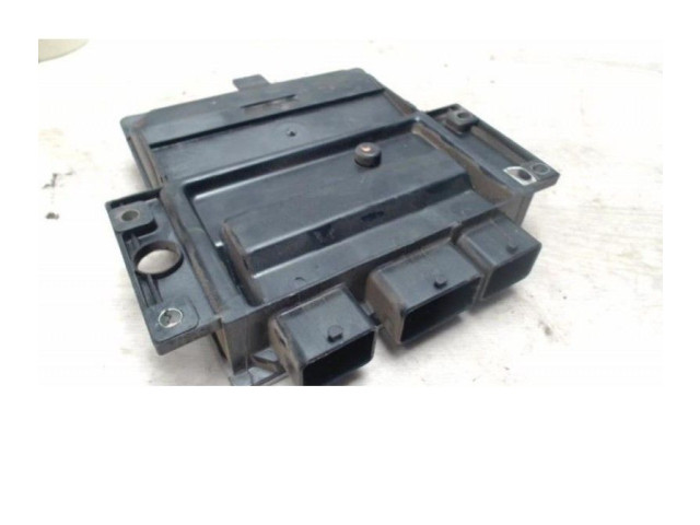 Блок управления двигателя 8201023847, 8201023847 Dacia Logan I