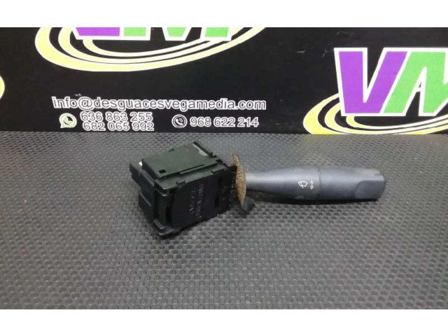 Переключатель дворников 33779002 Citroen Berlingo
