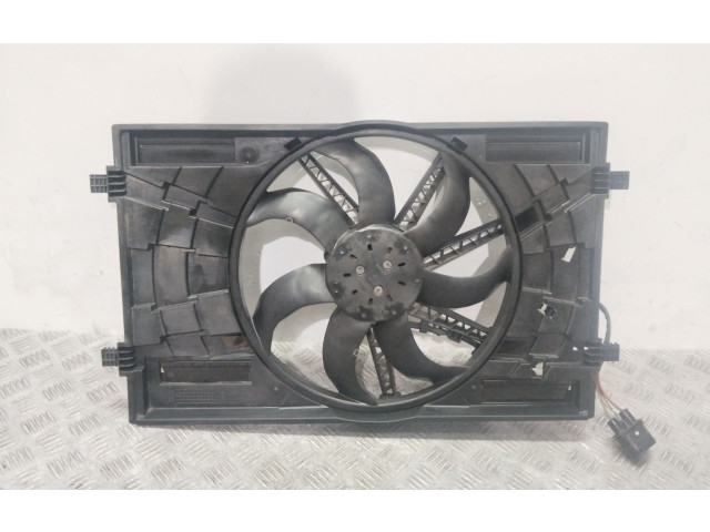 Вентилятор радиатора 5WA121203G Audi A3 S3 8V