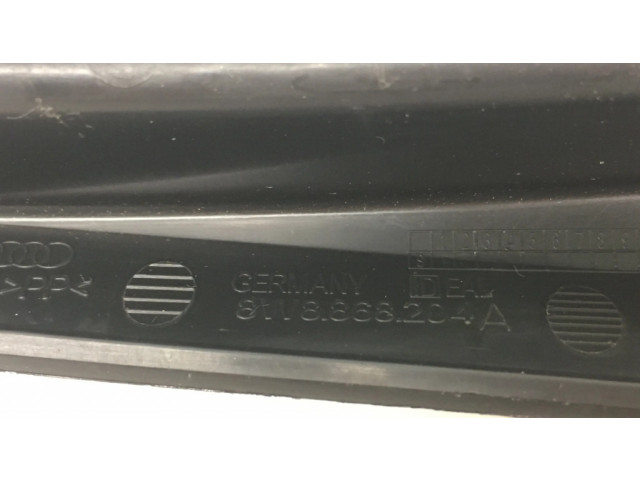 Другая деталь салона