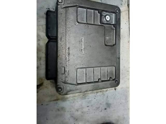 Блок управления двигателя 03D906032A Skoda Fabia Mk1 (6Y)