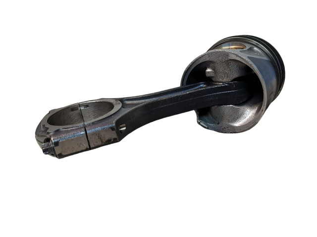 Píst 141631817, 65100 Mercedes-Benz GLA W156