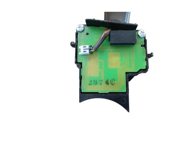 Топливная рампа 8691992   Volvo S40   для двигателя D 4204 T