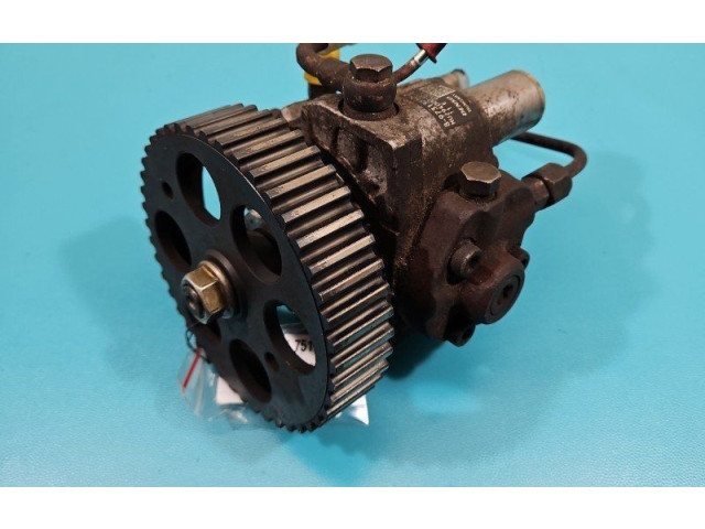 Топливный насос Opel Combo C 2001 - 2011 года