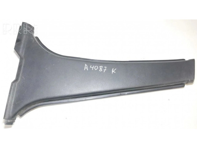 Другая деталь салона