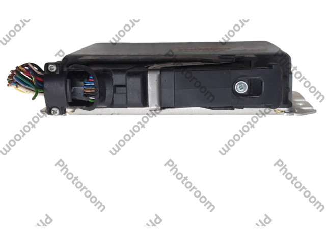 Řídící jednotka 0261200682, 8966105010   Toyota Carina T190 1995