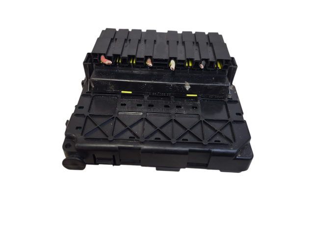 Pojistková skříňka Řídící jednotka BSM 9643498980, 964349898000   Citroen Berlingo 2004