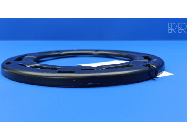 Гайка топливного насоса (топливного бака)