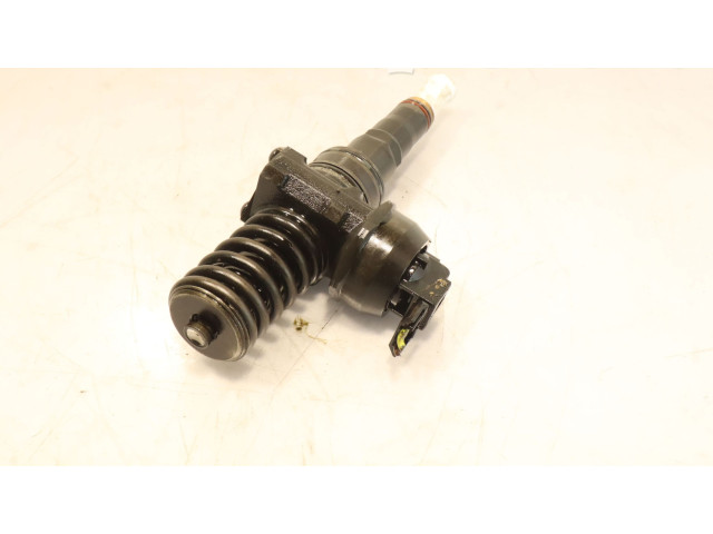 Форсунка 0414720215 Audi A3 S3 8P BKC