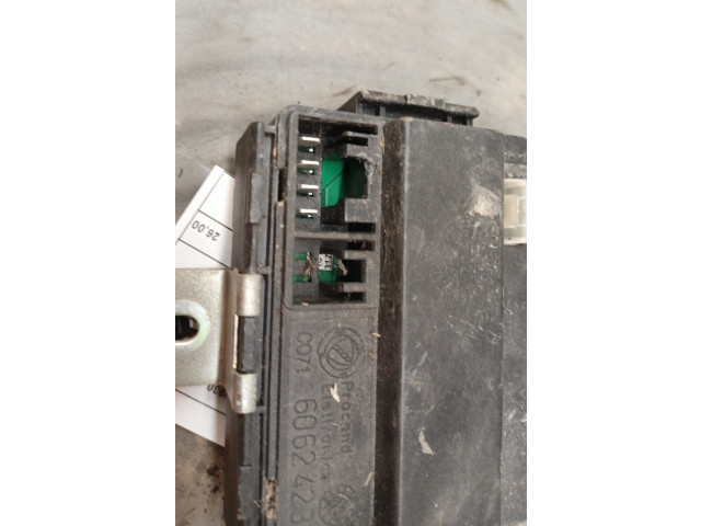 Блок управления двигателя 60624235 Alfa Romeo 145 - 146