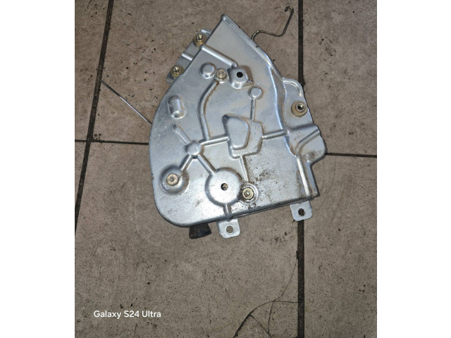 Zámek zadních dveří 2K0827201L, 0107237000A Volkswagen Caddy 2009