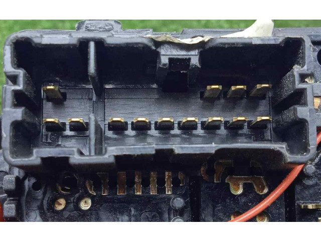 Ручка стеклоочистителей    Dacia Dokker