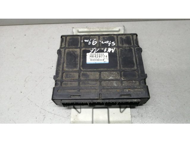 Блок управления двигателя MR420774, E2T71276   Mitsubishi Space Star