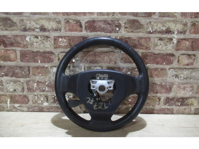 Volant Toyota Avensis T270 2012