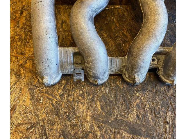 Pojistková skříňka Всасывающий коллектор 6021410201 Mercedes-Benz E W124 1989