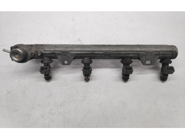 Топливная рампа 036133319AM, 036031C Audi A2