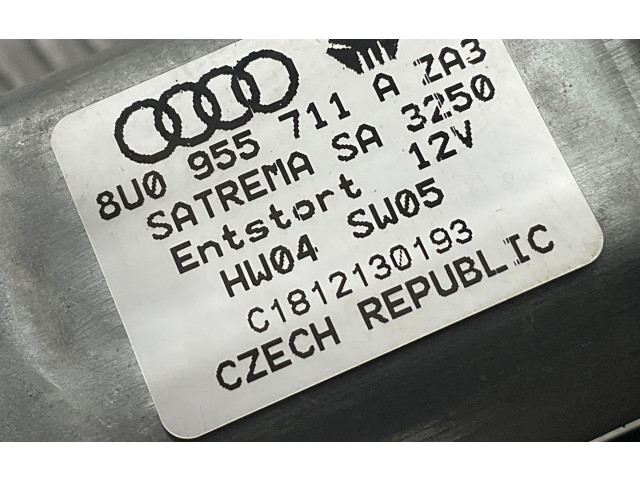 Моторчик заднего дворника 8U0955711A Audi Q3 8U