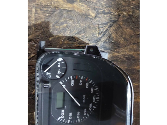 Přístrojová deska Volkswagen Caddy 1997 6K9920840J, 2705010232