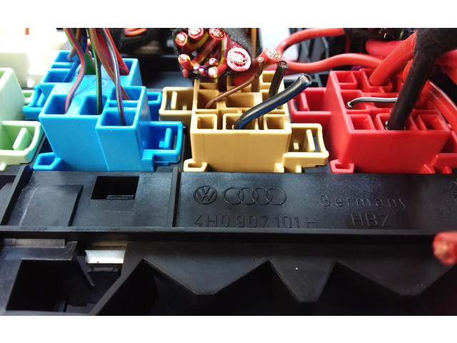   Pojistková skříňka 4H0907101H, 4H0907101H   Audi A8 S8 D4 4H 2017