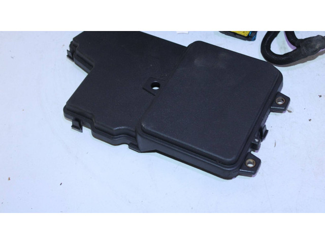 Pojistková skříňka M0U22846, 284B81525R Renault Megane IV 2019