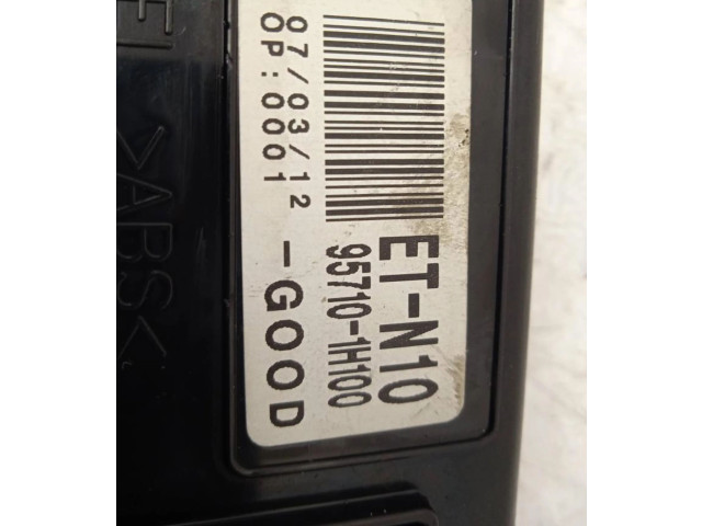 Блок предохранителей 957101H100, 957101H100 KIA Ceed