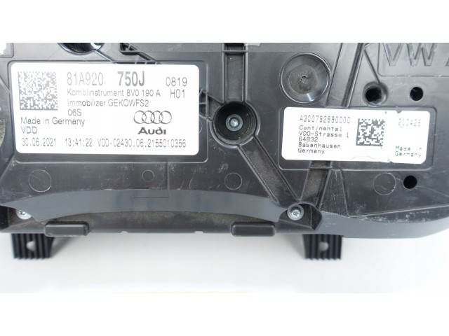 Панель приборов 81A920750J, 81A920750J Audi Q2 -