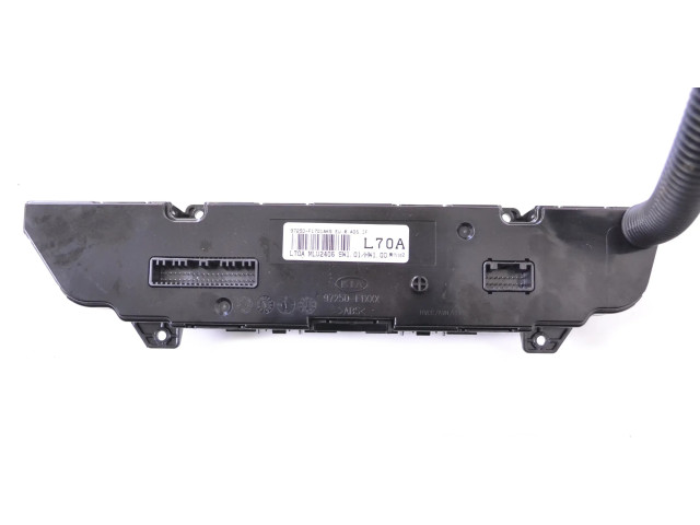 Включатель регулировки салона