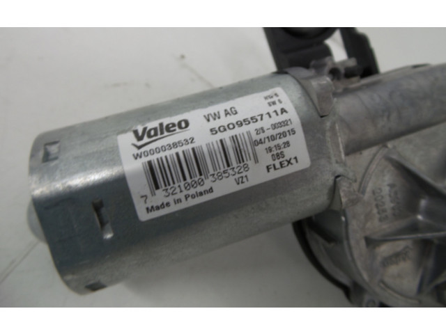 Моторчик заднего дворника 5G0955711A, W000038532    Volkswagen Golf VII