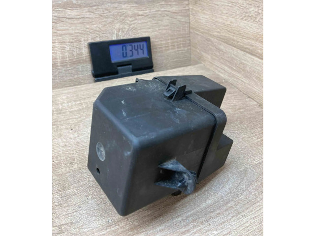 Блок предохранителей 1J0941389B Audi A3 S3 8L