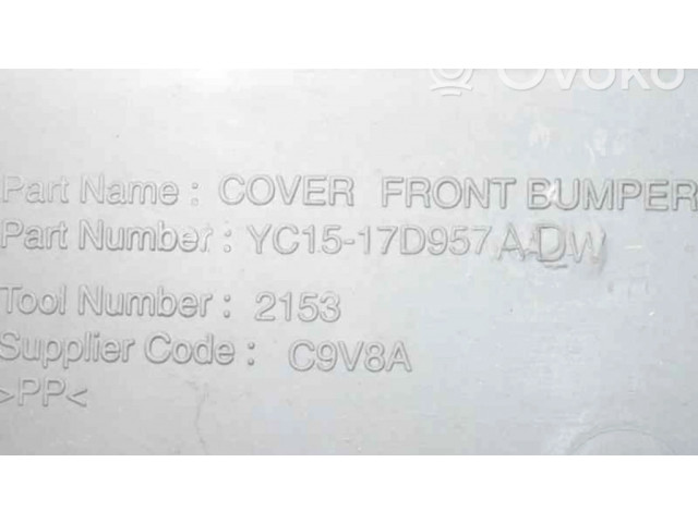 Передний бампер